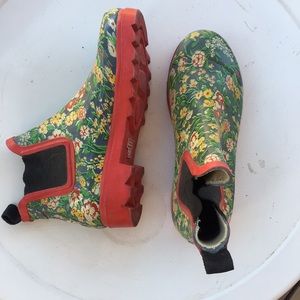 Tamara henriques floral boot